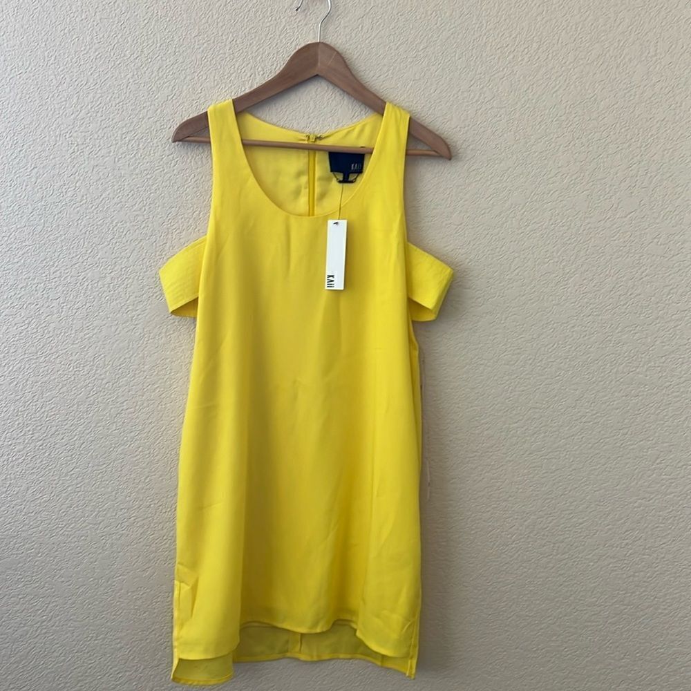 NWT kvii Los Angeles Yellow Dress Large